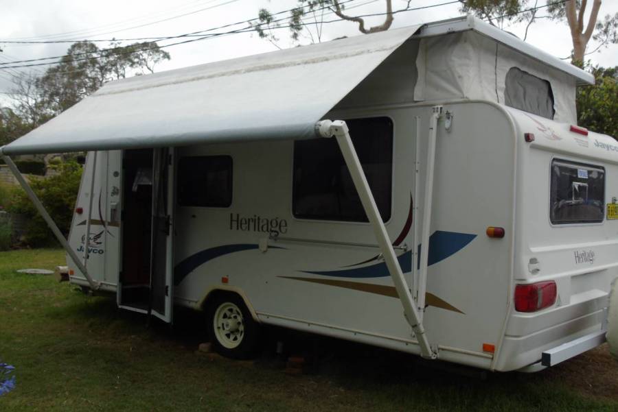 Used 2005 Jayco Pop Top Heritage caravan for sale in GRAYS