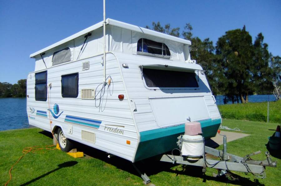 used-2003-jayco-freedom-17-pop-top-caravan-caravan-for-sale-in